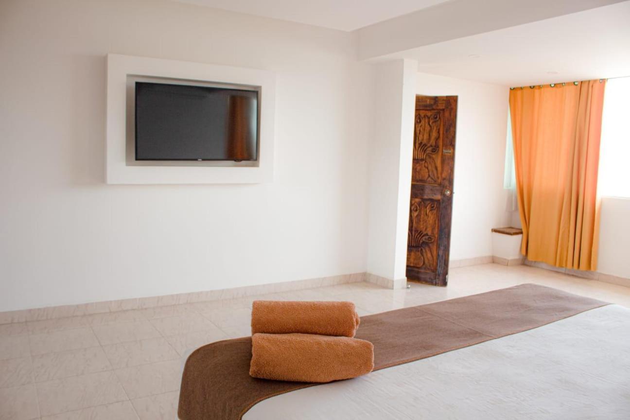 Hoteles Gran Horizonte Текескитенго Екстериор снимка